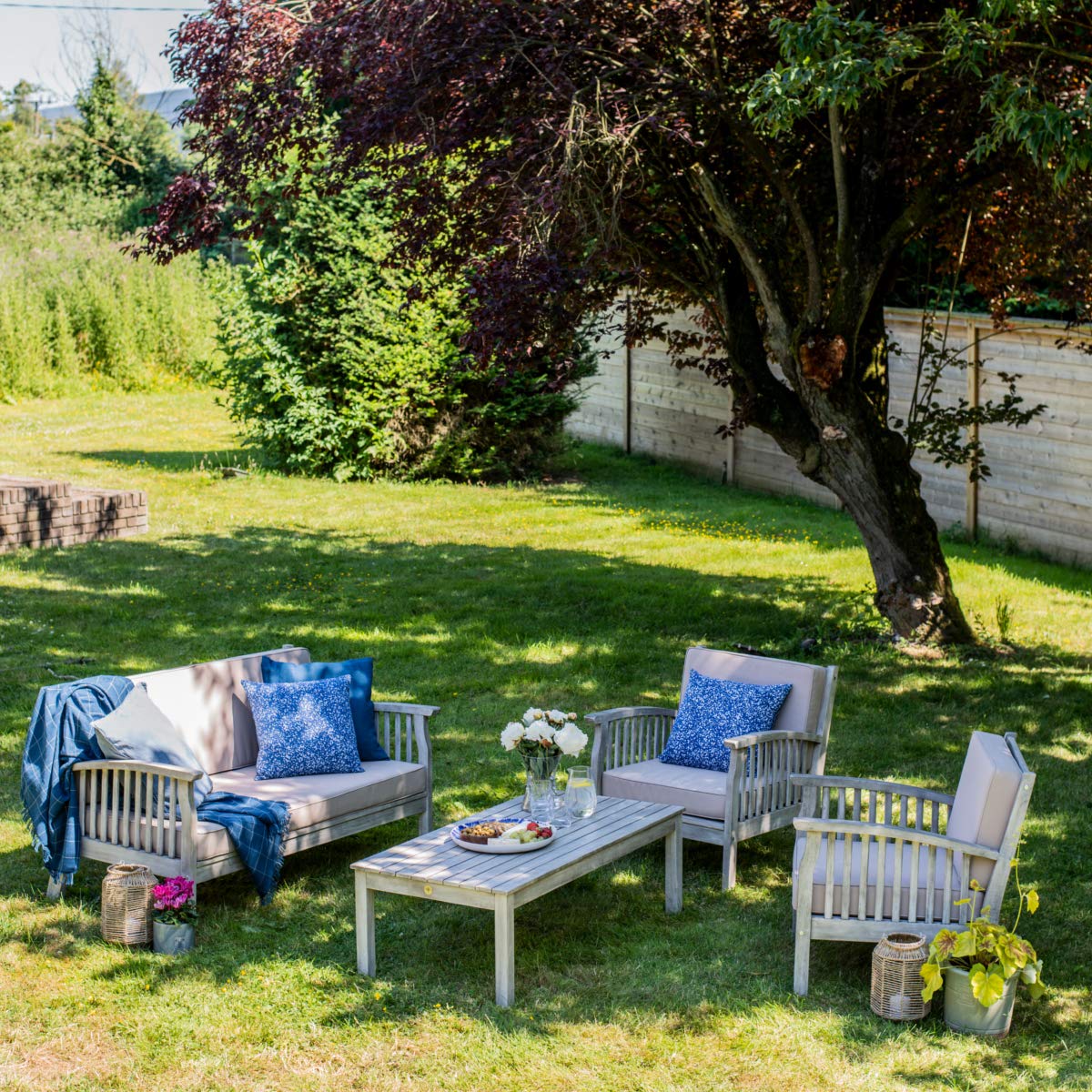 Gardenesque Patio Garden Furniture Set - Light Grey Wooden Garden Set - Repton Lounge - Outdoor Table & Chairs - Durable and Comfortable Design - With